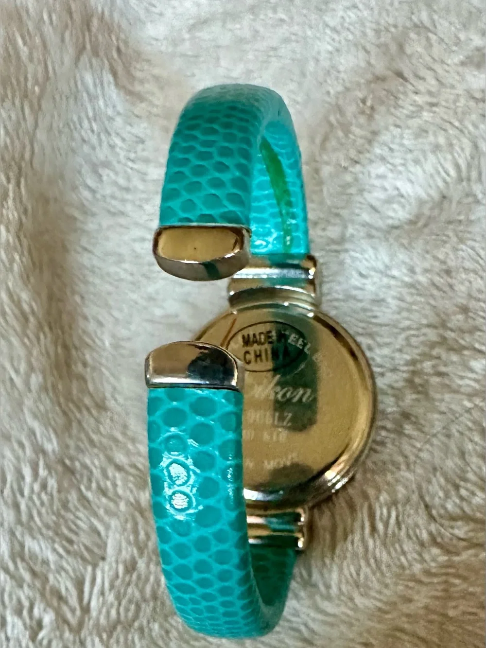 Brand New Eikon Turquoise Snakeskin Leather Bangle Cuff Watch w/new battery NWOT